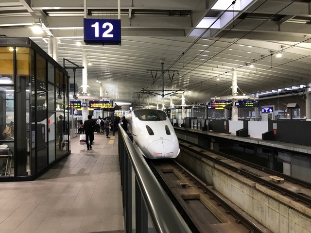 熊本駅の新幹線ホーム