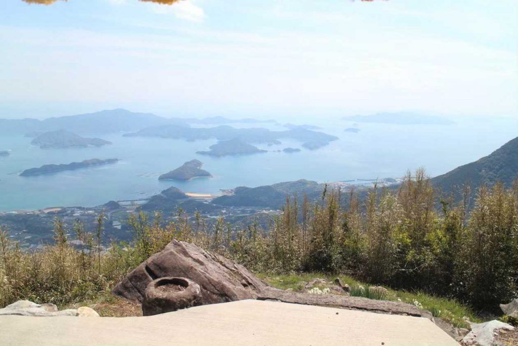 倉岳