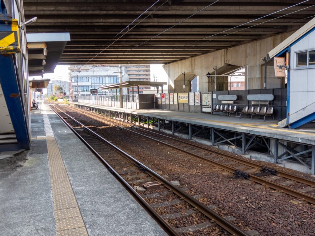 JR平成駅のホーム