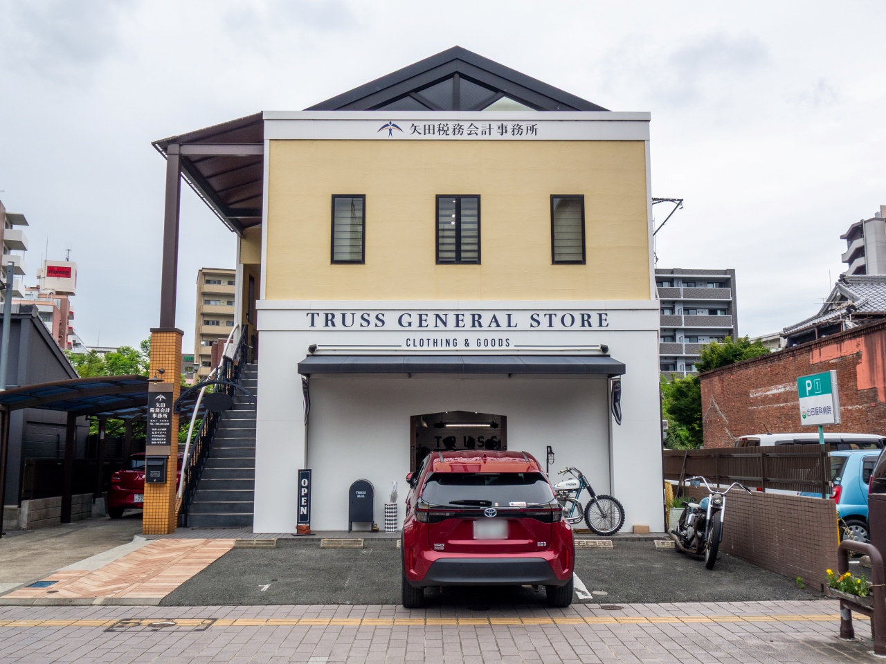 TRUSS GENERAL STOREの店舗外観
