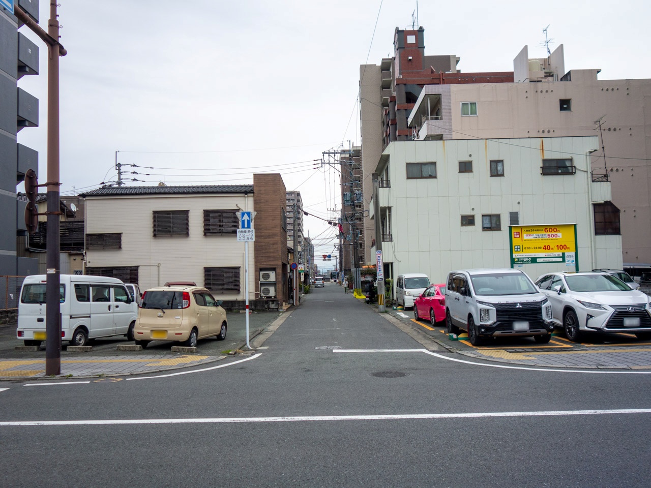 魚屋町の通り