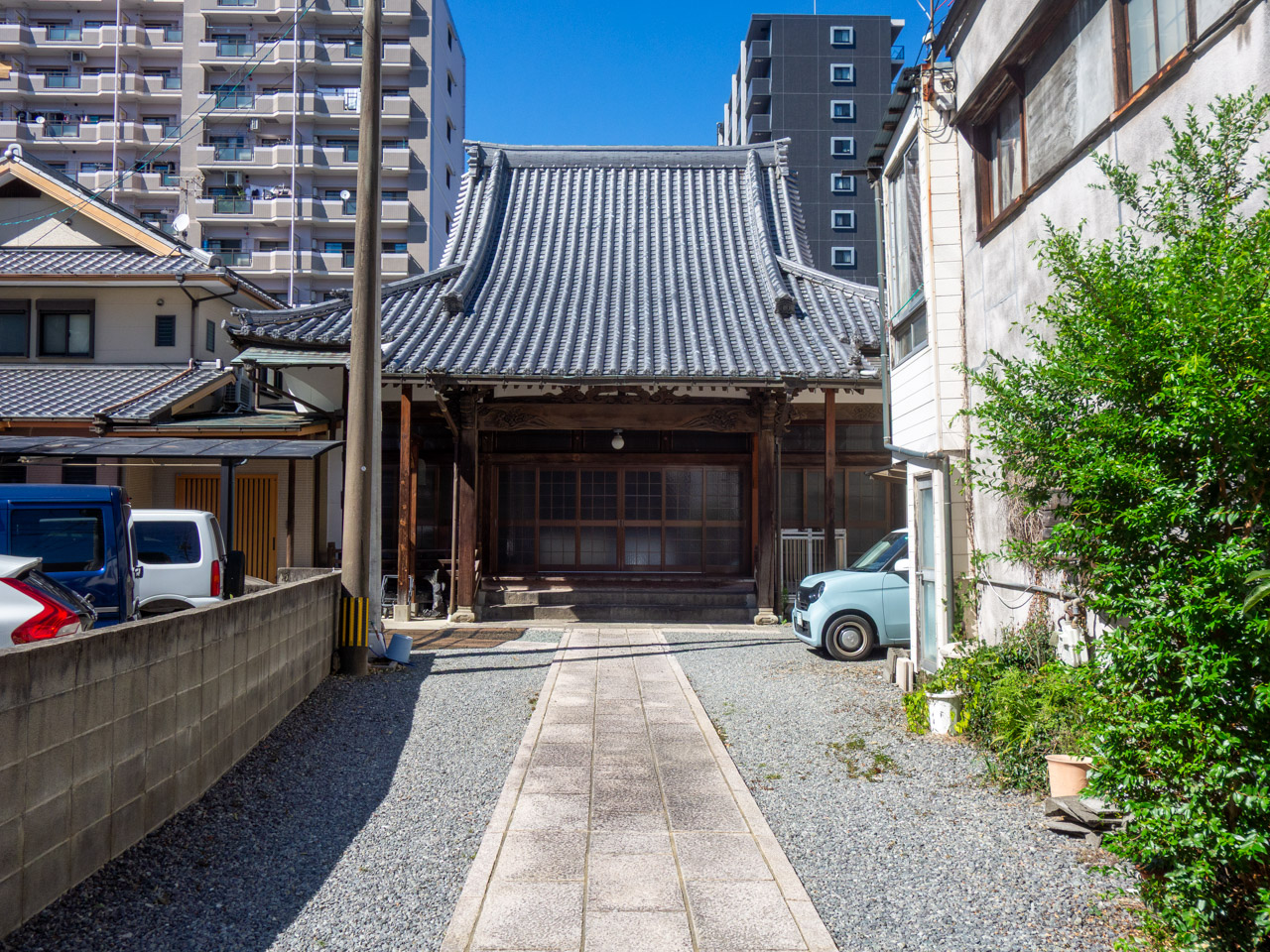 正覚寺の本堂