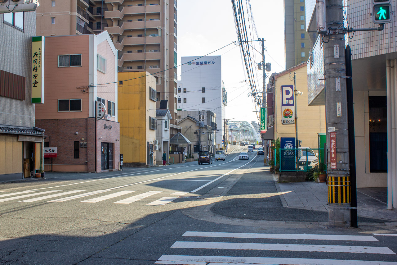 米屋町二丁目と三丁目の境界