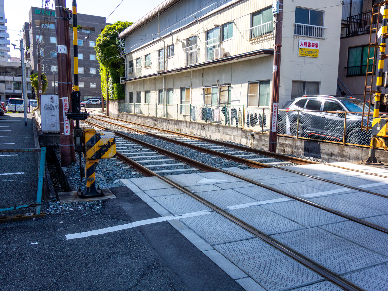 塩屋町裏一番丁の真ん中を通る熊本市電の線路