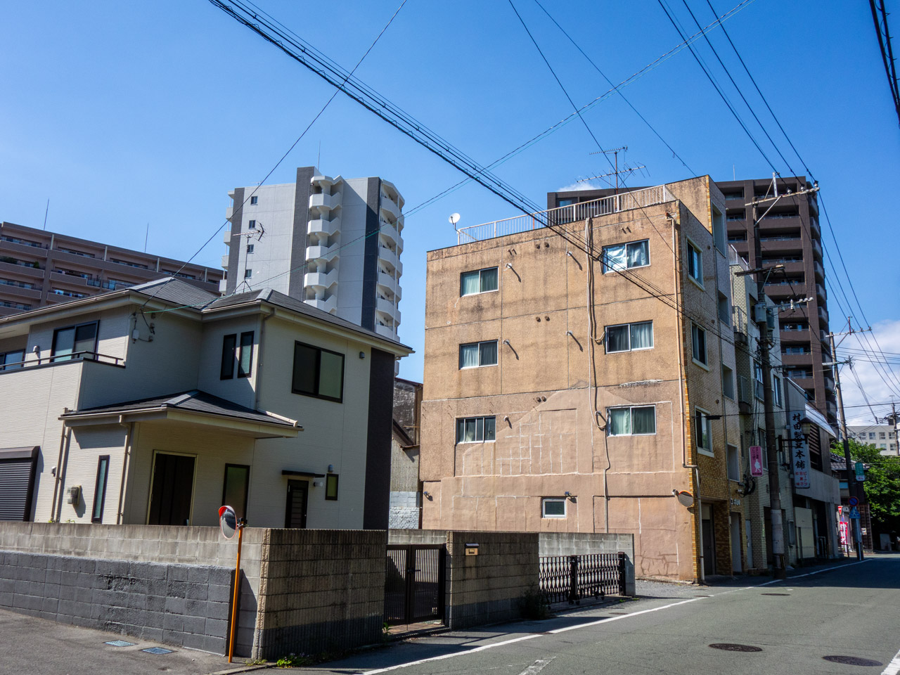古城堀端町散策風景