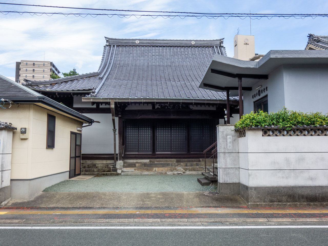 順徳寺の外観